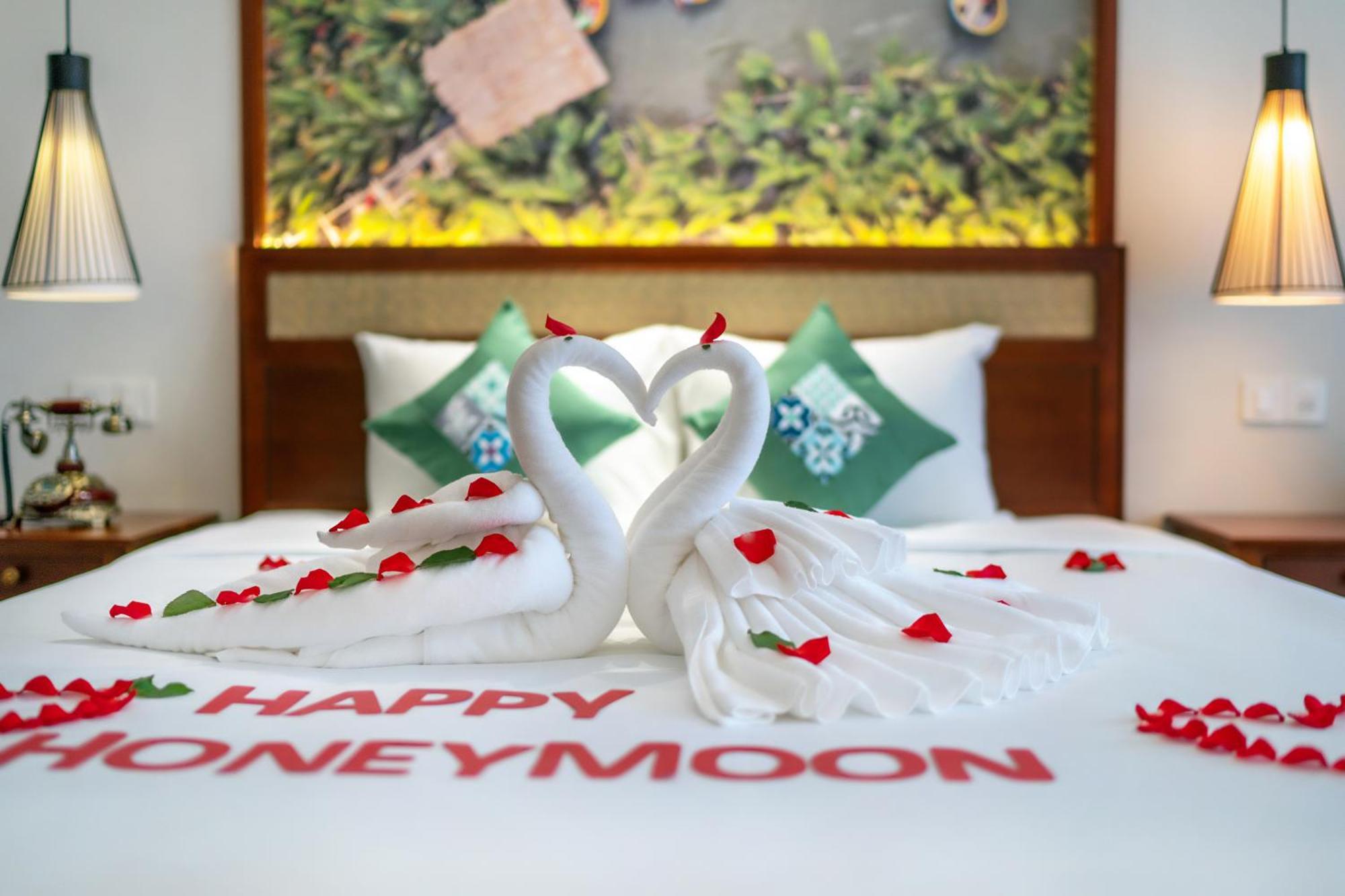 Amina Lantana Hoi An Hotel & Spa 外观 照片